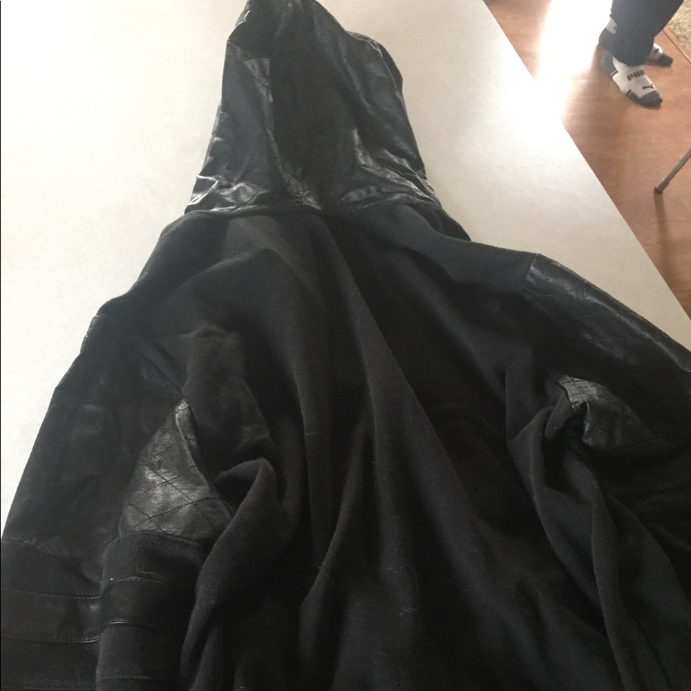 Guess jacket - Picture 2 of 3